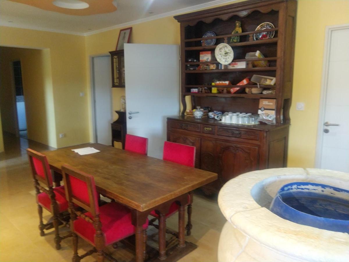 4 Chambres Meublees Et Un Seul Studio Avec Petite Cuisine Til-Chatel エクステリア 写真