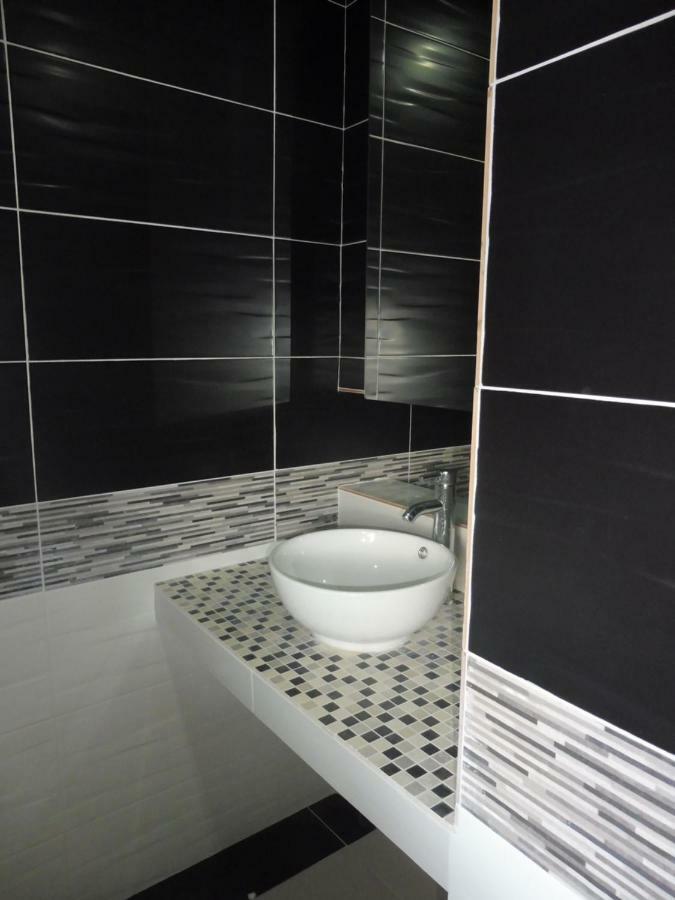 4 Chambres Meublees Et Un Seul Studio Avec Petite Cuisine Til-Chatel エクステリア 写真