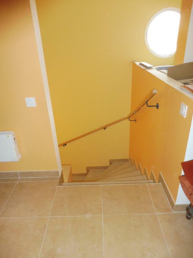4 Chambres Meublees Et Un Seul Studio Avec Petite Cuisine Til-Chatel エクステリア 写真