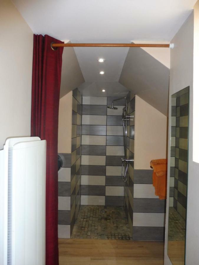 4 Chambres Meublees Et Un Seul Studio Avec Petite Cuisine Til-Chatel エクステリア 写真